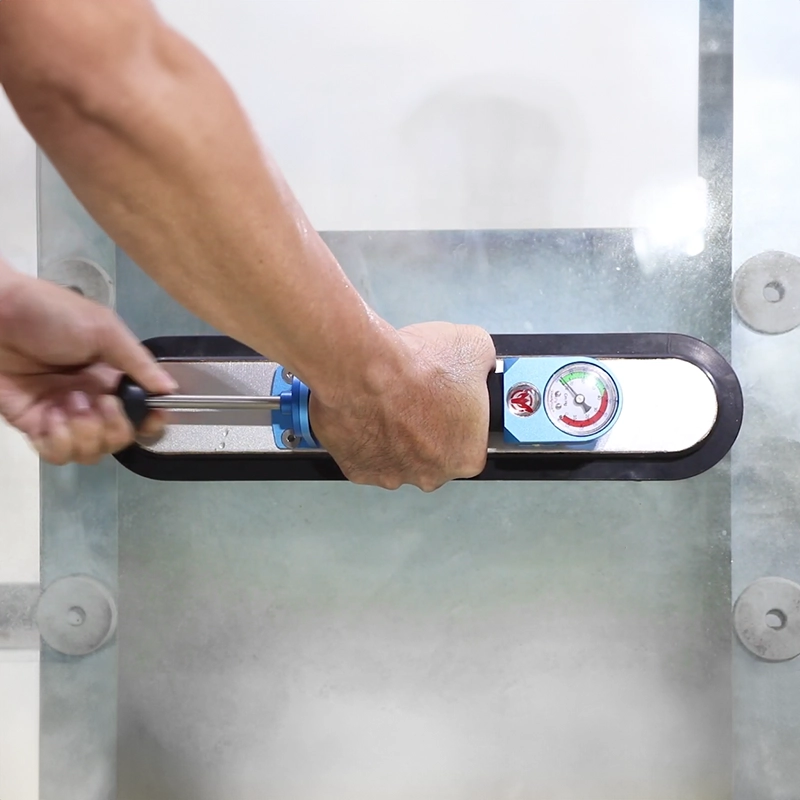 Oval Hand Pump Vacuum Cup Lifter With Gauge
