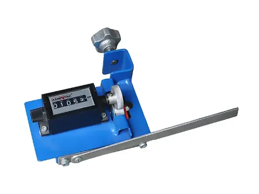 Thiết bị đo và cắt vật liệu cuộn